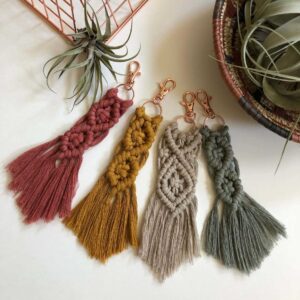 Handmade Boho Macrame Keychain – Woven Cotton Tassel Bag Charm